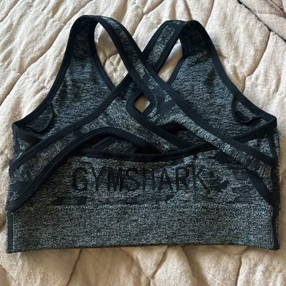 Like Brand New 2 small Gymshark sports bras - Picture 3 of 17